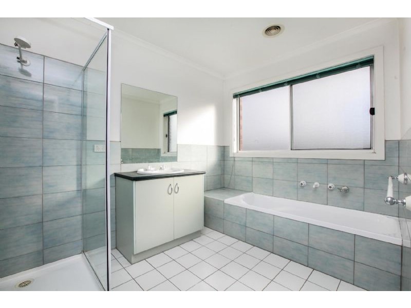 5 Gowanbrae Drive, Gowanbrae VIC 3043
