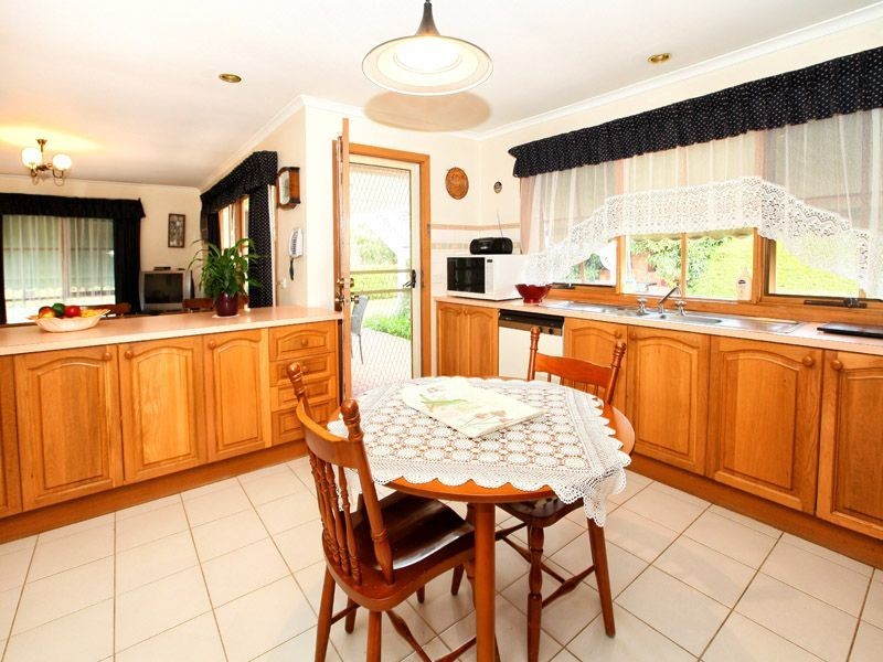 46 Fleetwood Drive, Greenvale VIC 3059