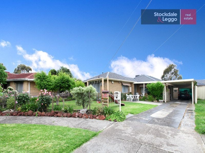 17 Dudley Court, Gladstone Park VIC 3043