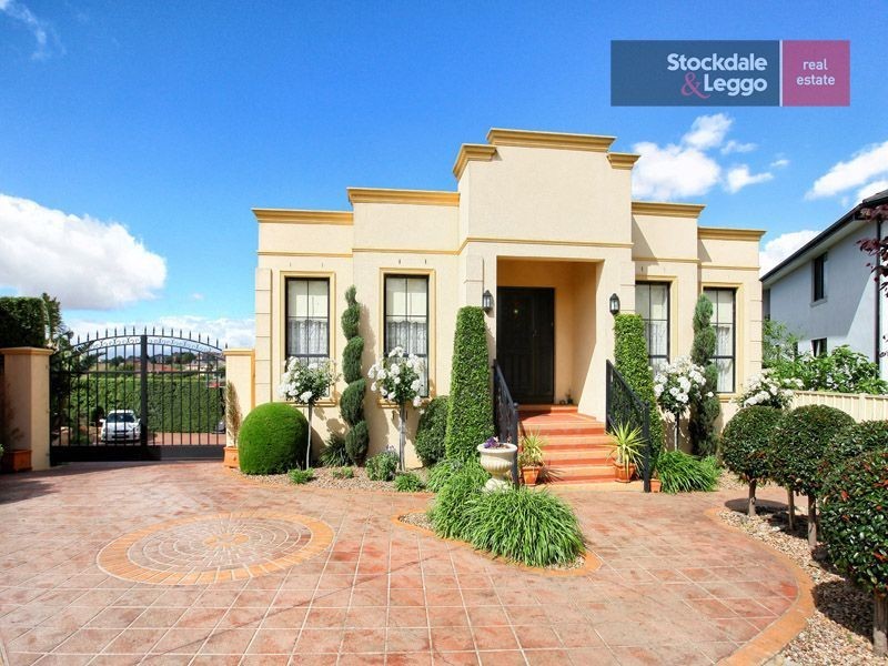 14 Darvell Court, Greenvale VIC 3059