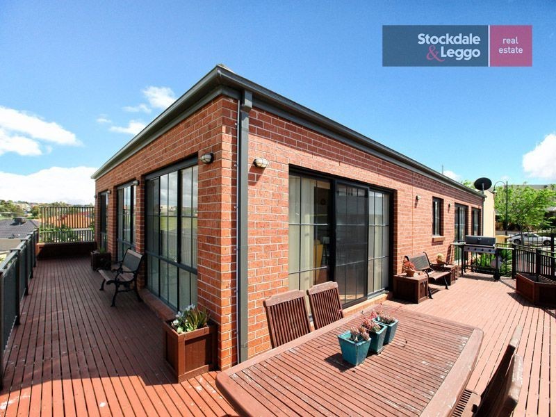 14 Darvell Court, Greenvale VIC 3059