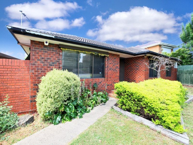 5 Rodwell Place, Gladstone Park VIC 3043