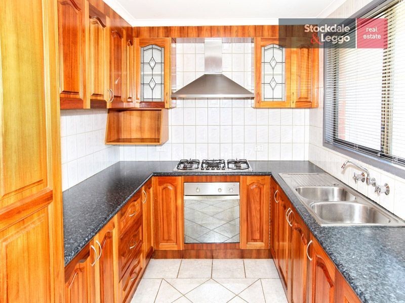 5 Rodwell Place, Gladstone Park VIC 3043