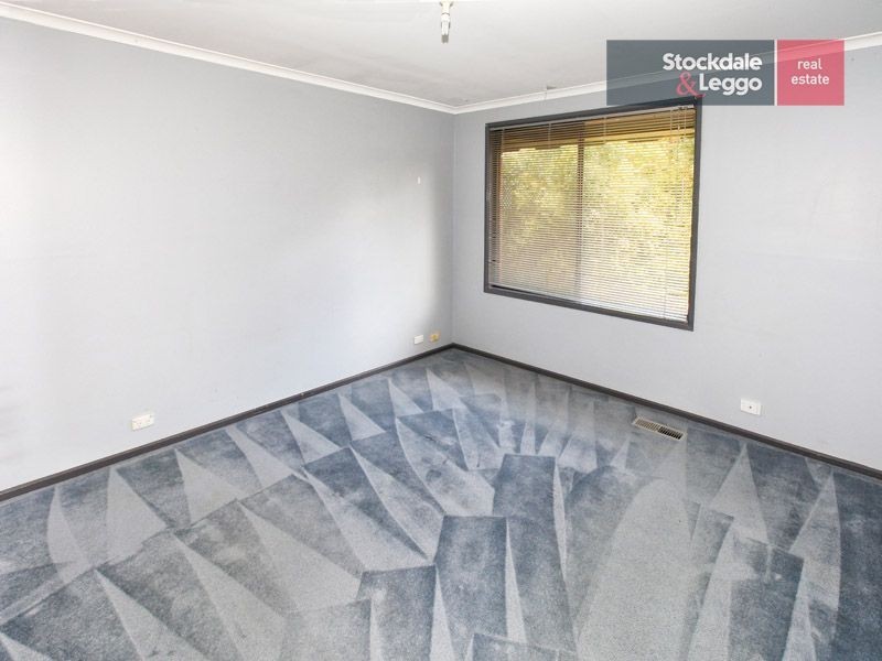 5 Rodwell Place, Gladstone Park VIC 3043
