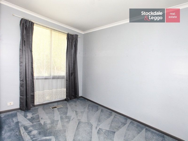 5 Rodwell Place, Gladstone Park VIC 3043