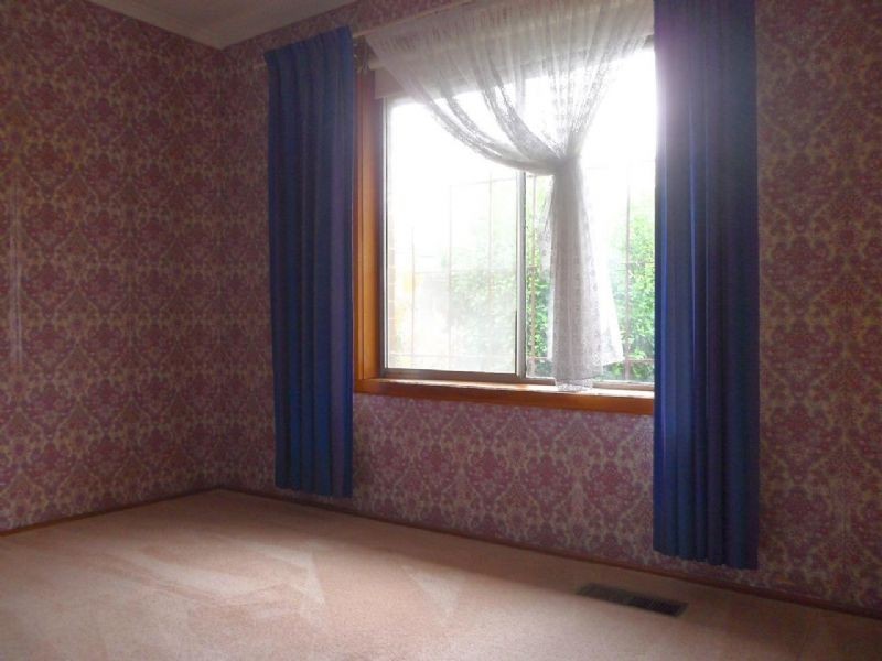 6 Jessop Court, Gladstone Park VIC 3043