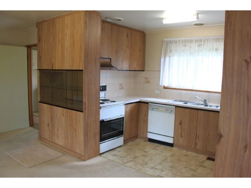 6 Jessop Court, Gladstone Park VIC 3043