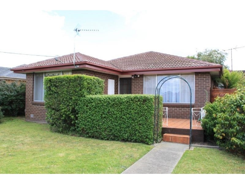 6 Jessop Court, Gladstone Park VIC 3043