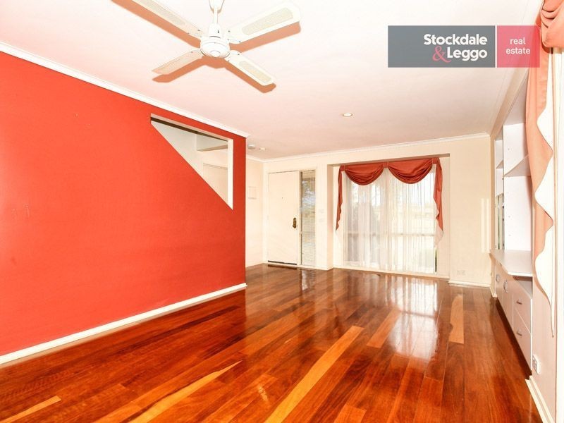 15 Fielders Walk, Westmeadows VIC 3049