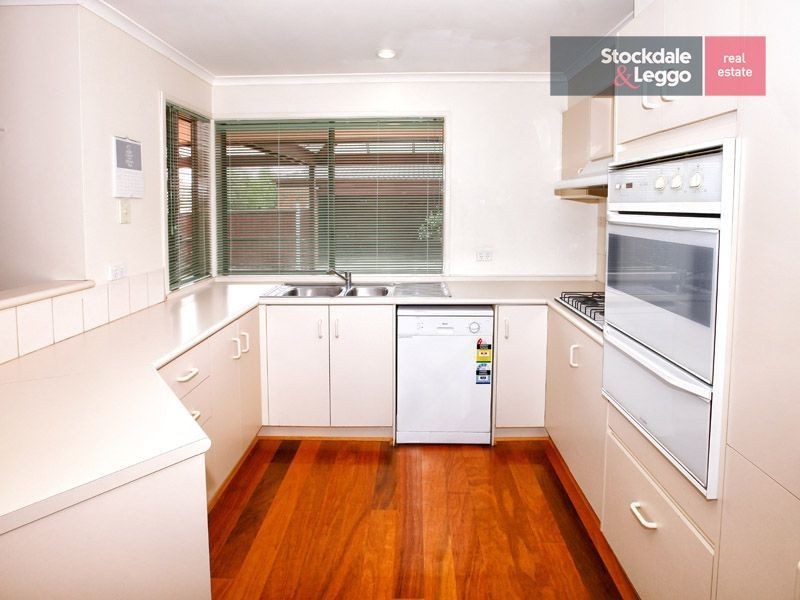 15 Fielders Walk, Westmeadows VIC 3049