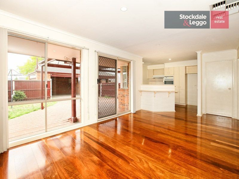 15 Fielders Walk, Westmeadows VIC 3049