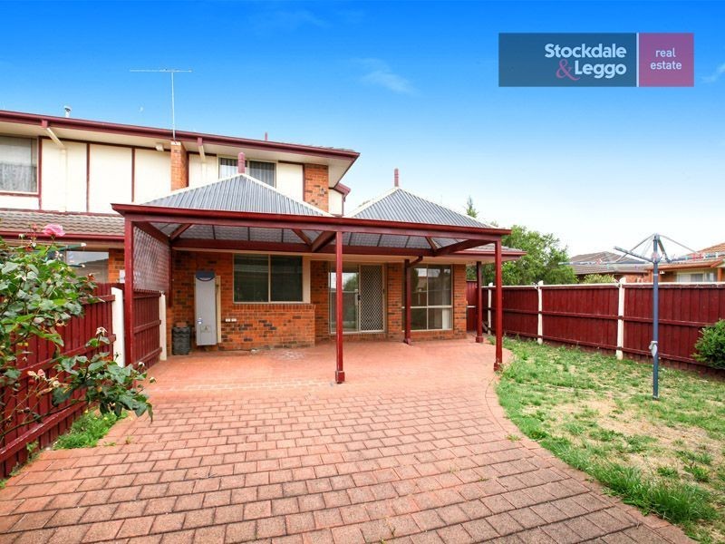 15 Fielders Walk, Westmeadows VIC 3049