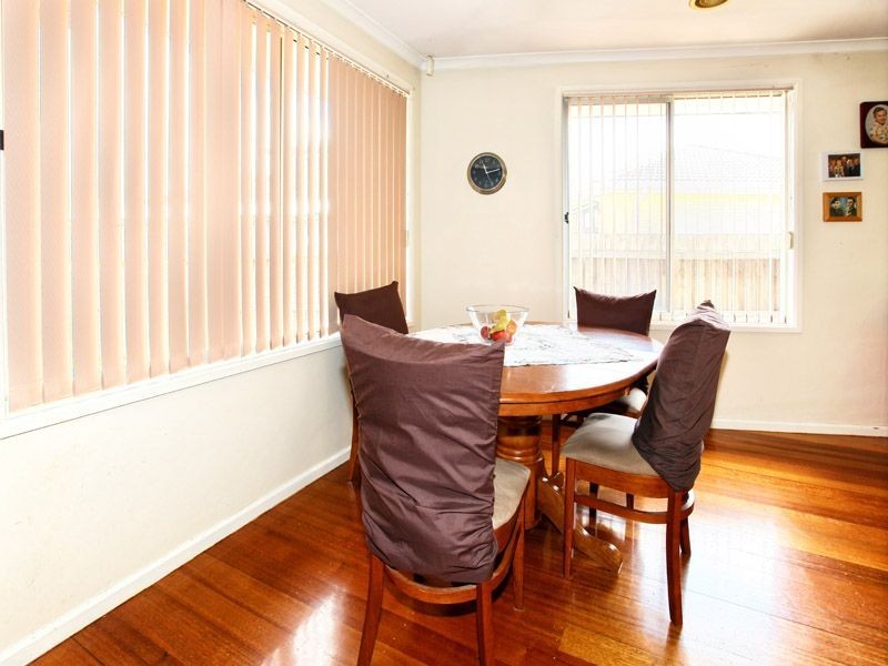 240 Carrick Drive, Gladstone Park VIC 3043