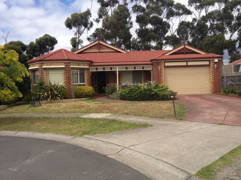 11 Bonney Place, Roxburgh Park VIC 3064