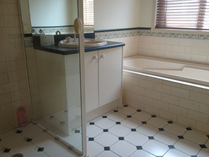 11 Bonney Place, Roxburgh Park VIC 3064