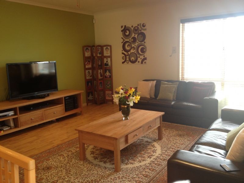 11 Bonney Place, Roxburgh Park VIC 3064