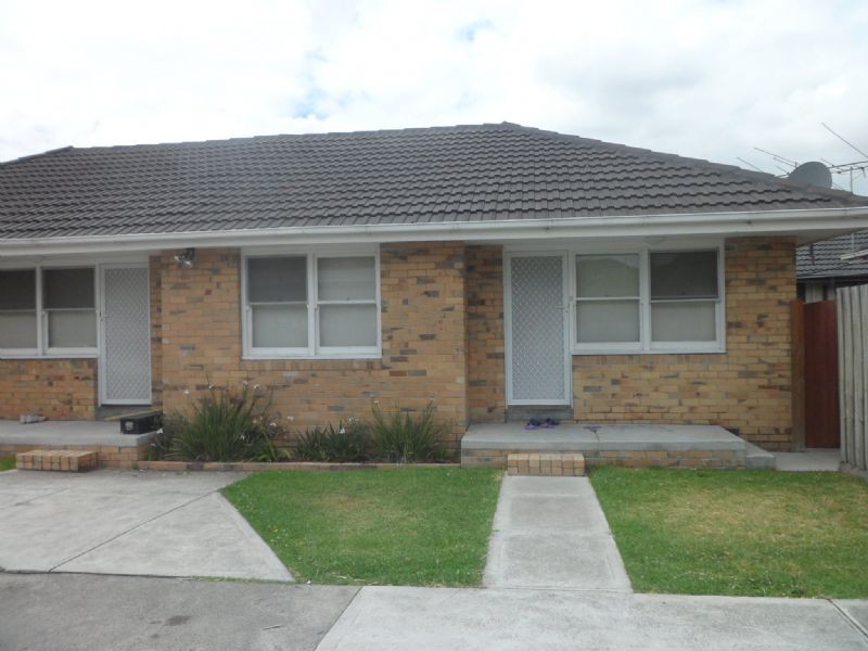 3/8 Waratah Avenue, Tullamarine VIC 3043