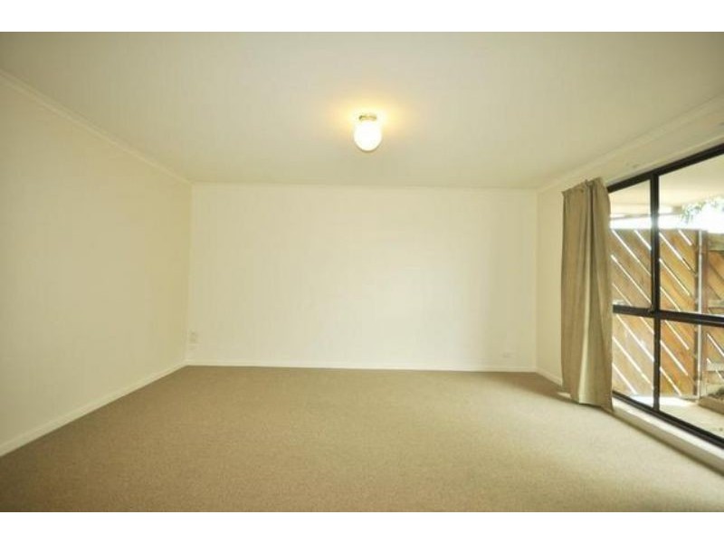 1/131 Mickleham Rd, Tullamarine VIC 3043