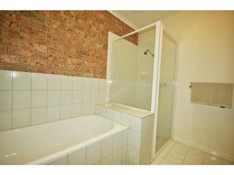 1/131 Mickleham Rd, Tullamarine VIC 3043