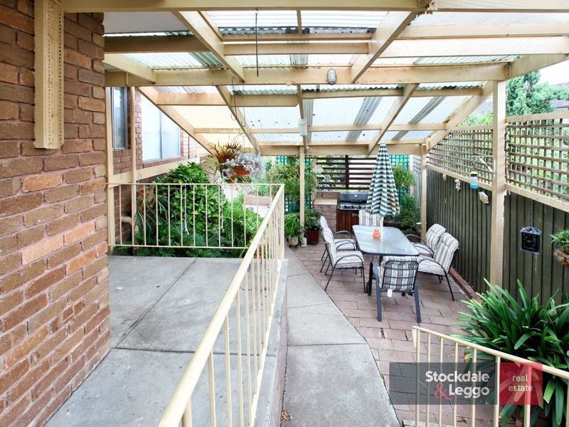 23 Ellesmere Crescent, Gladstone Park VIC 3043