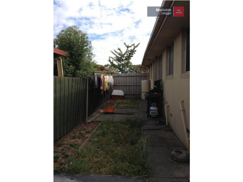 3/27 Broadmeadows Road, Tullamarine VIC 3043