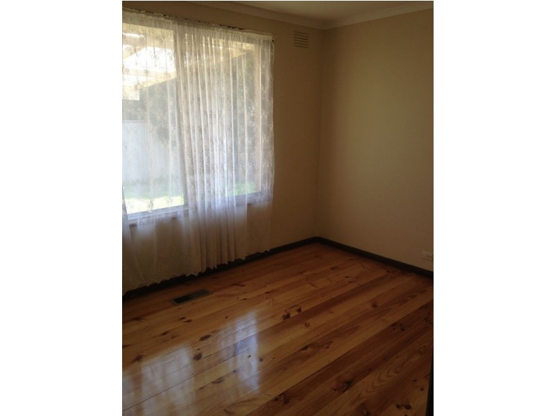 250 Carrick Drive, Gladstone Park VIC 3043