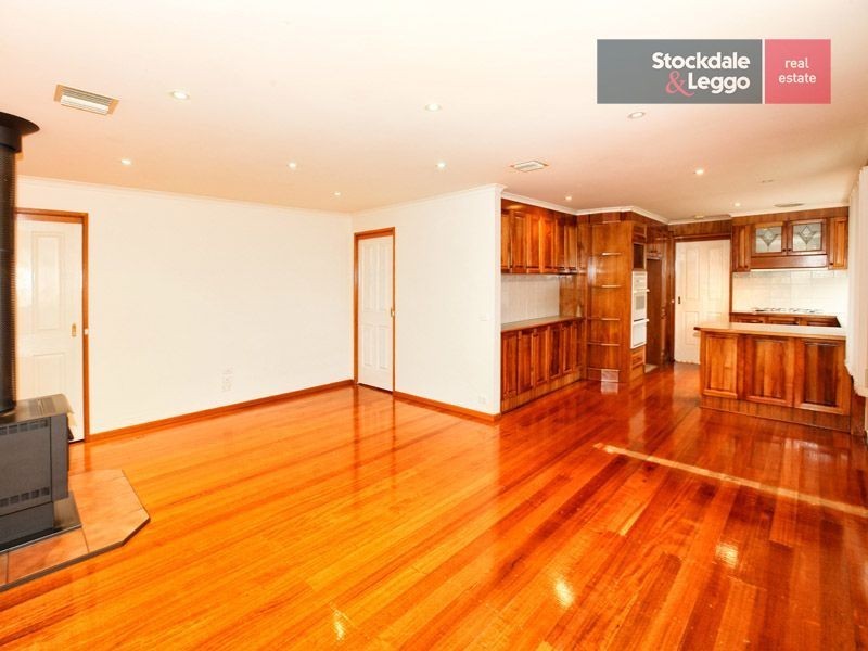 9 Gainford Court, Greenvale VIC 3059