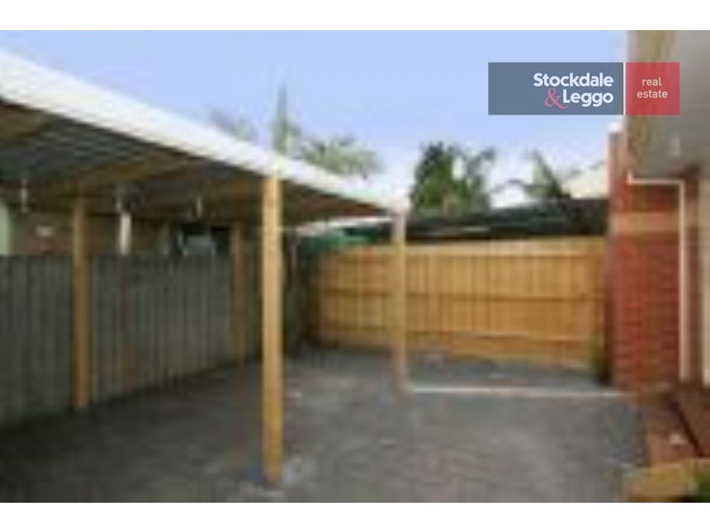2 Stradishall Way, Tullamarine VIC 3043
