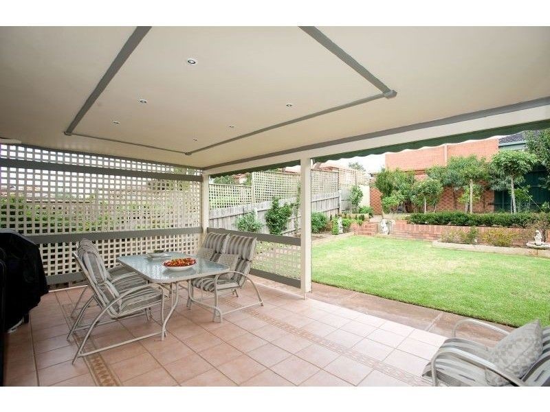 27 Elizabeth Street, Westmeadows VIC 3049