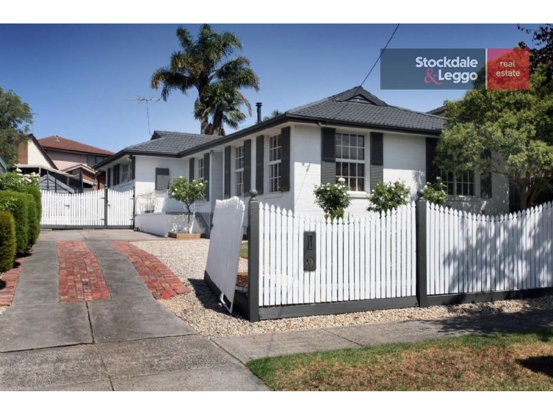 13 Bamford Avenue, Westmeadows VIC 3049