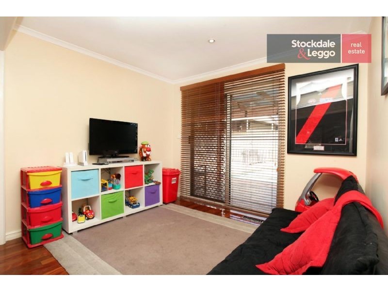 13 Bamford Avenue, Westmeadows VIC 3049