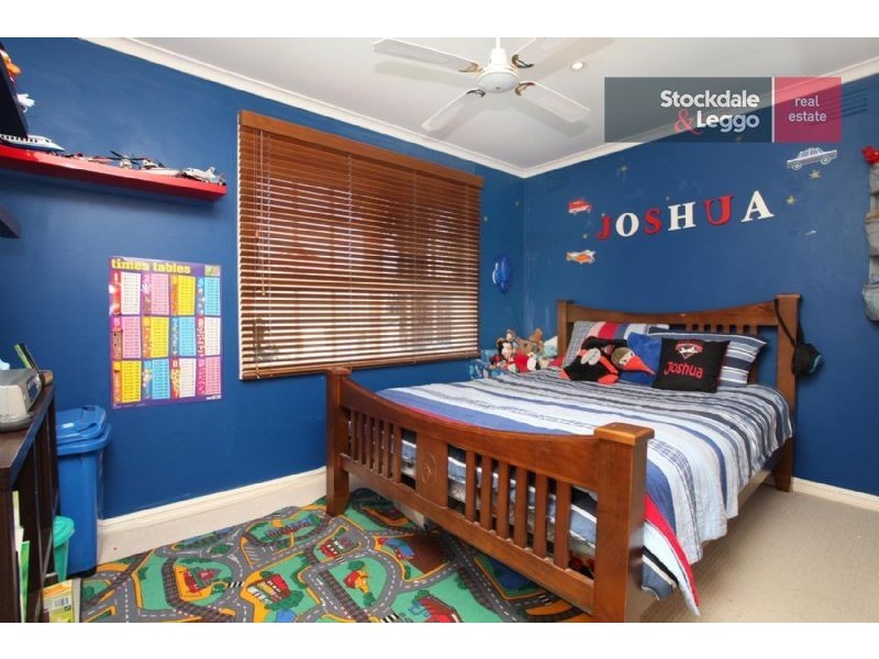 13 Bamford Avenue, Westmeadows VIC 3049