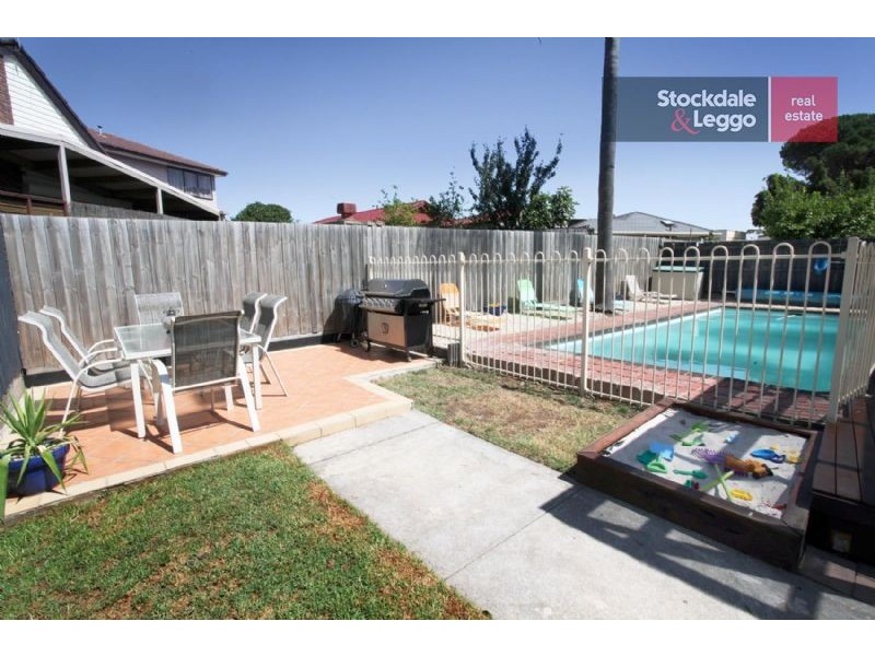 13 Bamford Avenue, Westmeadows VIC 3049