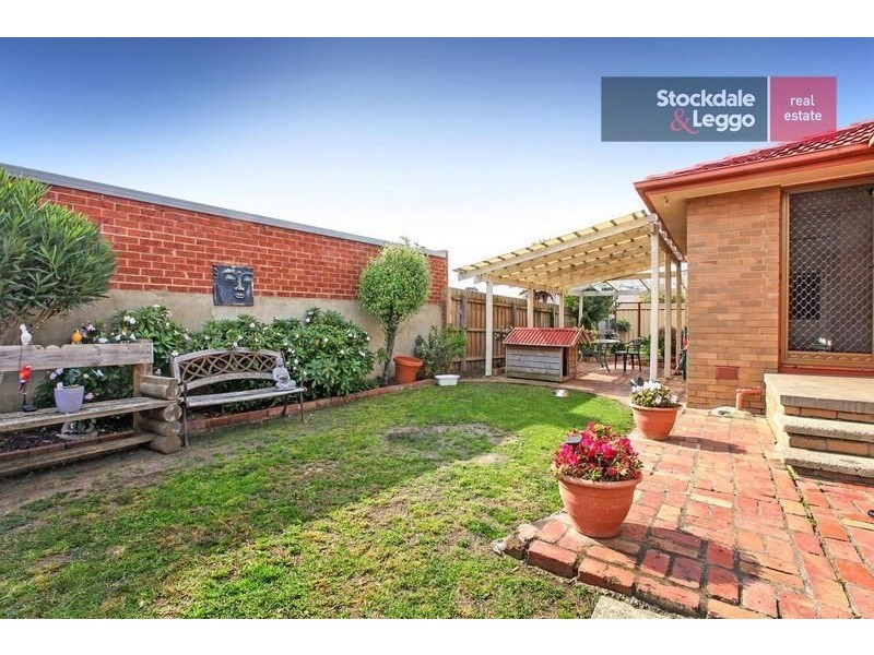 1 Hoctor Close, Gladstone Park VIC 3043