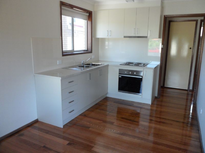 2 Fiona Court, Gladstone Park VIC 3043