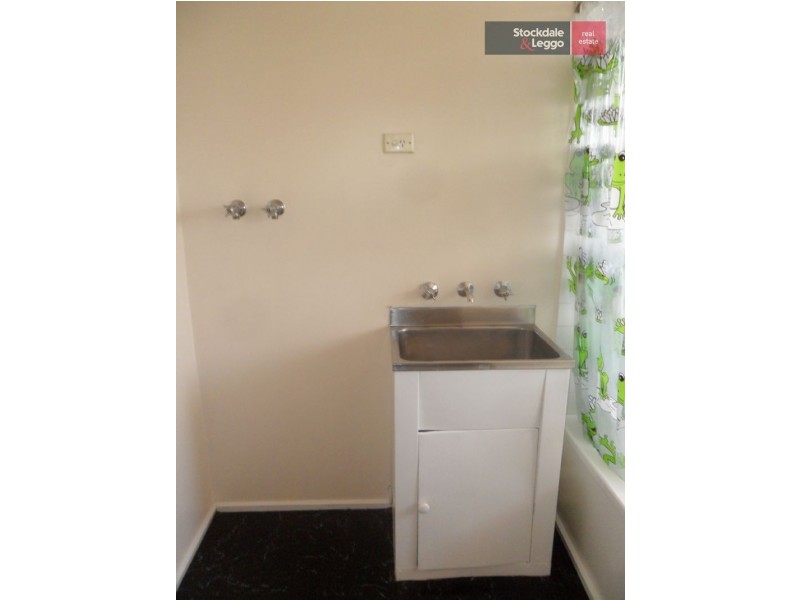 1/28 Eumarella Street, Tullamarine VIC 3043