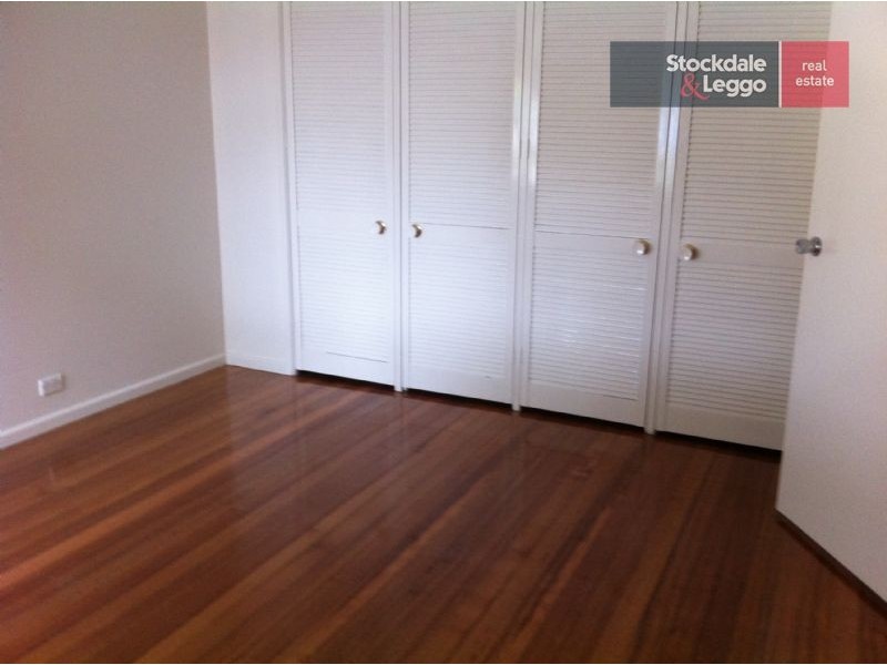 164 Carrick Drive, Gladstone Park VIC 3043