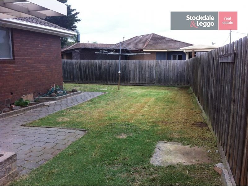 164 Carrick Drive, Gladstone Park VIC 3043