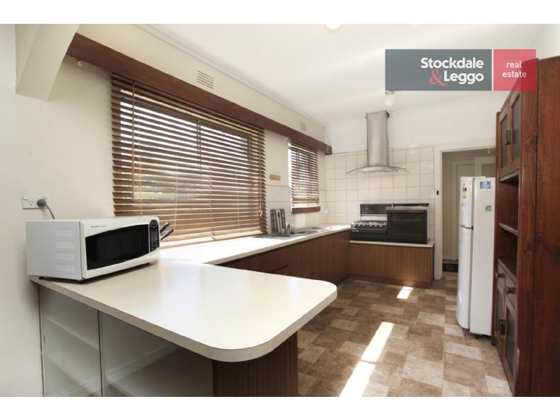 1/30 Banksia Grove, Tullamarine VIC 3043