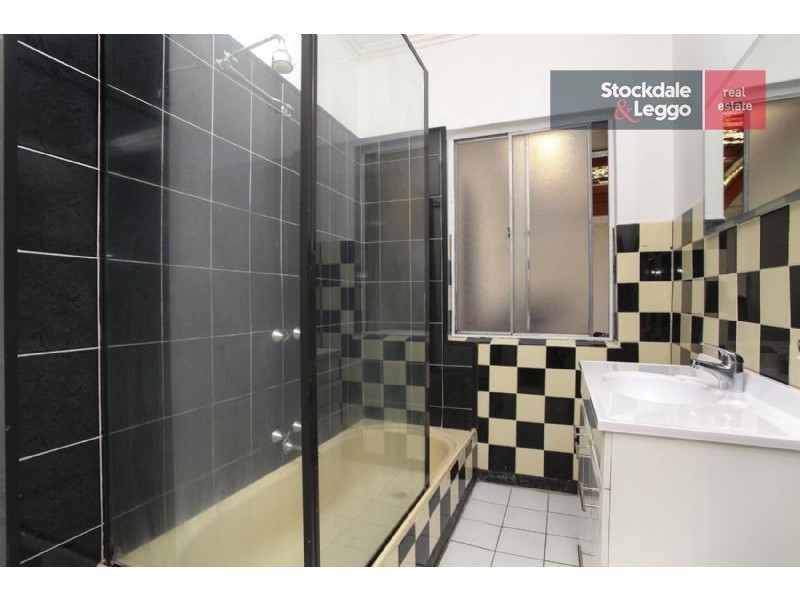 1/30 Banksia Grove, Tullamarine VIC 3043