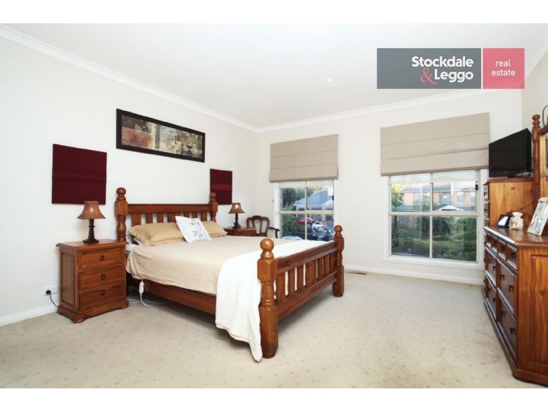 93 Stonebridge Way, Attwood VIC 3049