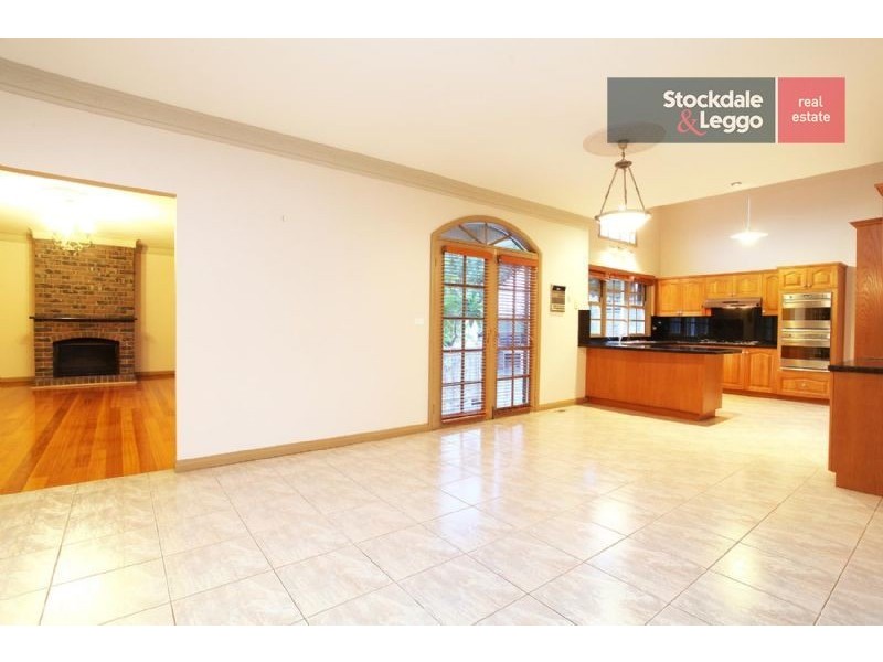 8 Boswell Court, Greenvale VIC 3059