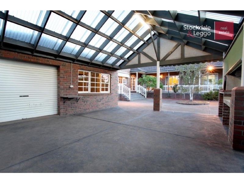 8 Boswell Court, Greenvale VIC 3059