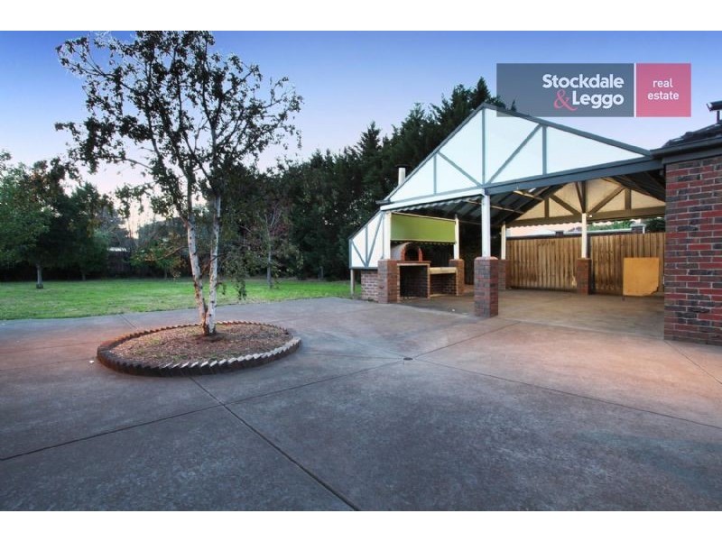 8 Boswell Court, Greenvale VIC 3059