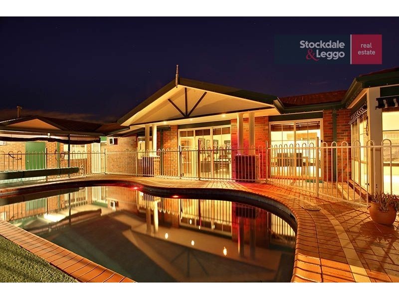 1 Hillcrest Drive, Westmeadows VIC 3049