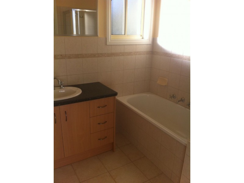 3/74 Broadmeadows Road, Tullamarine VIC 3043