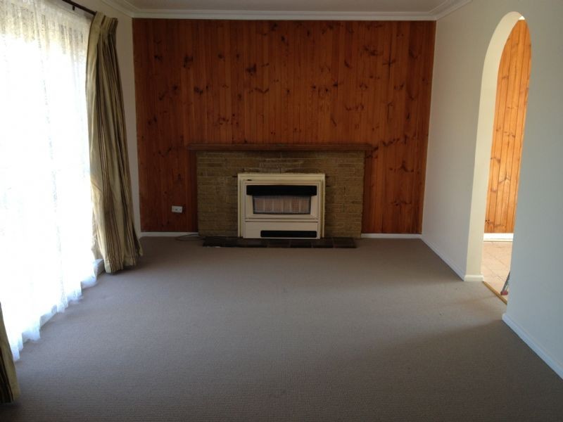 6 Somerlayton Crescent, Fawkner VIC 3060