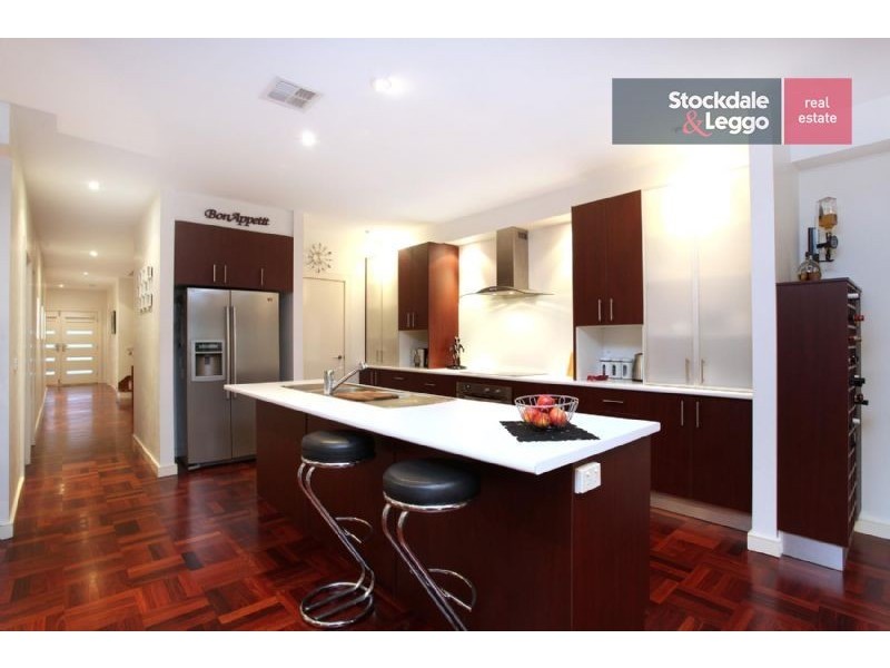 27 Marigold Crescent, Gowanbrae VIC 3043