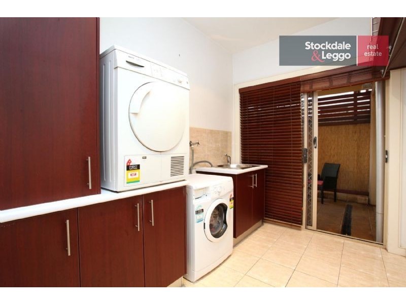 27 Marigold Crescent, Gowanbrae VIC 3043