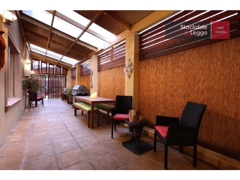 27 Marigold Crescent, Gowanbrae VIC 3043